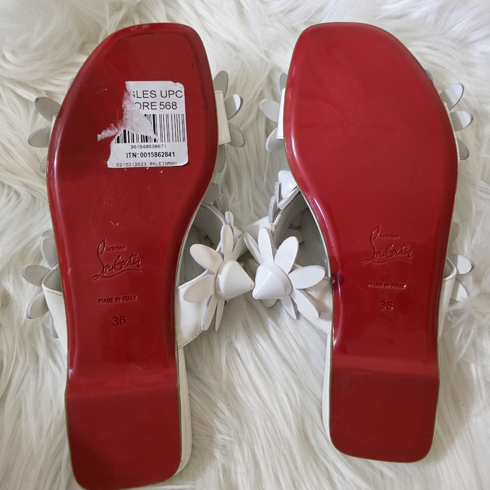 ❌SOLD❌ 🤍Christian Louboutin Daisyna🤍 - Picture 11 of 13